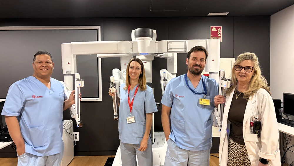 El Hospital del Vinalopó de Elche implanta el robot Da Vinci Xi. El Hospital del Vinalopó de Elche implanta el robot Da Vinci Xi.