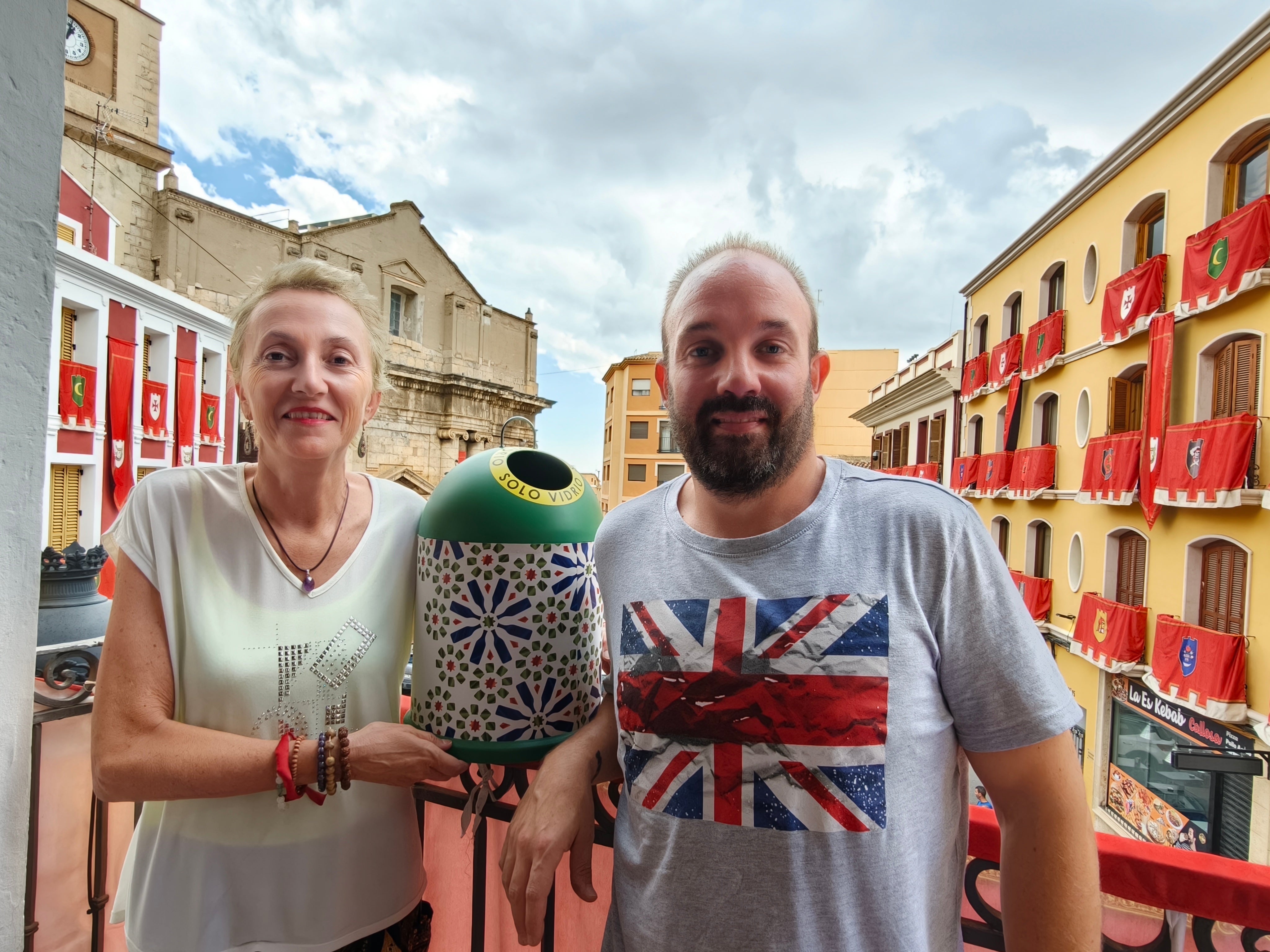 Callosa d’en Sarrià impulsa el reciclaje de vidrio durante sus Moros y Cristianos con ‘La Reconquista del Vidrio’ Callosa d’en Sarrià impulsa el reciclaje de vidrio durante sus Moros y Cristianos con ‘La Reconquista del Vidrio’
