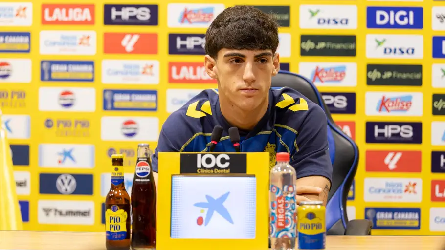 Valentín Pezzolesi Valentín Pezzolesi