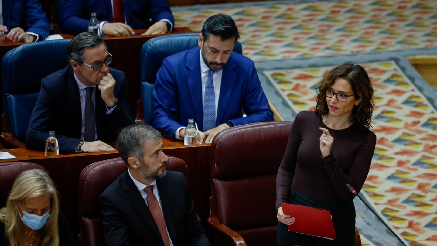 La presidenta de la Comunidad de Madrid, Isabel D&iacute;az Ayuso, durante el pleno de la Asamblea de Madrid