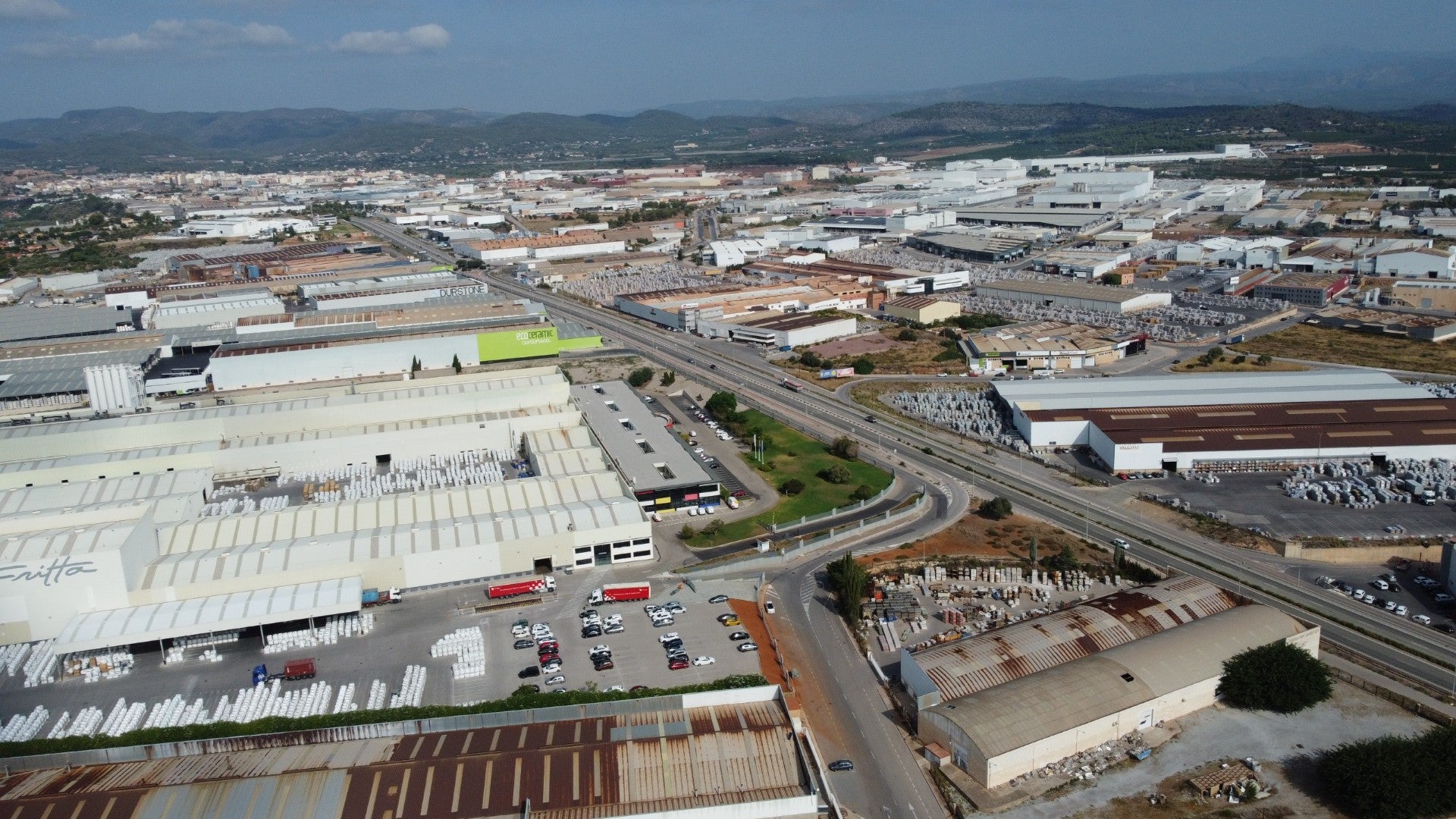 El Ayuntamiento de Onda recibe 941.506 euros del IVACE para mejorar diez áreas industriales El Ayuntamiento de Onda recibe 941.506 euros del IVACE para mejorar diez áreas industriales