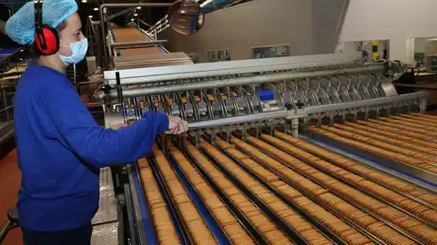 Gullón alcanza una facturación récord de 750 millones de euros y supera los 2.300 empleos .