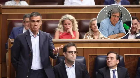 Montaje de Sánchez durante un Pleno del Congreso junto a Ignacio Varela. Montaje de Sánchez durante un Pleno del Congreso junto a Ignacio Varela.