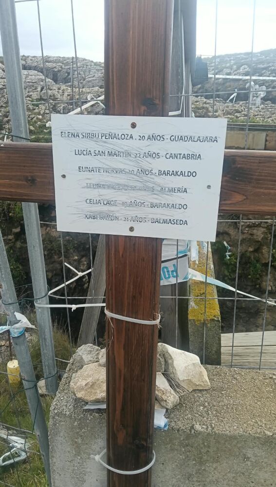 Aparece vandalizada la placa conmemorativa a las víctimas de El Bocal