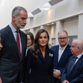 El rey Felipe VI y la reina Letizia, en uno de los actos de su visita a Finlandia/ EFE/ J.J.Guillen