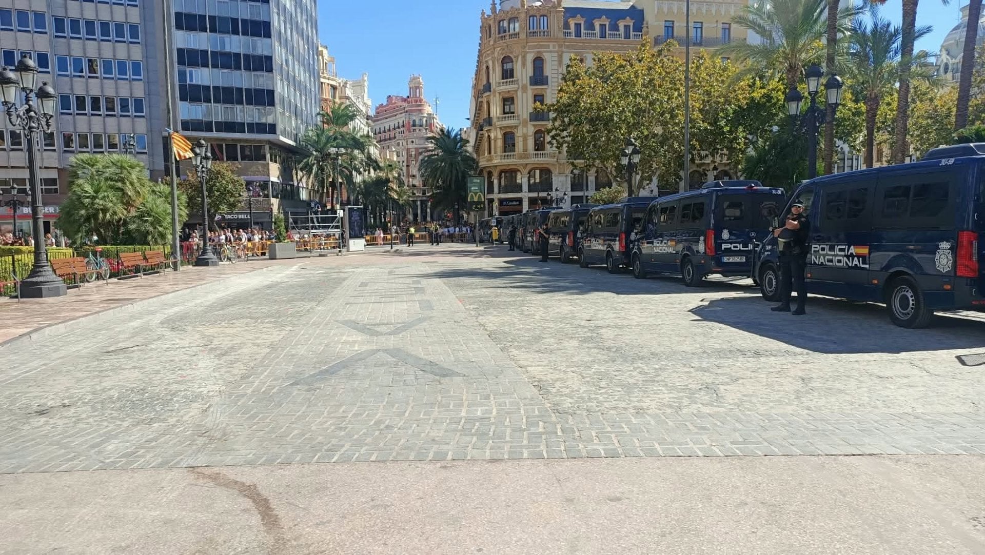 Acampada València no tendrá programación interna por el 9 d'Octubre: "Respetamos nuestra fiesta" Acampada València no tendrá programación interna por el 9 d'Octubre: "Respetamos nuestra fiesta"