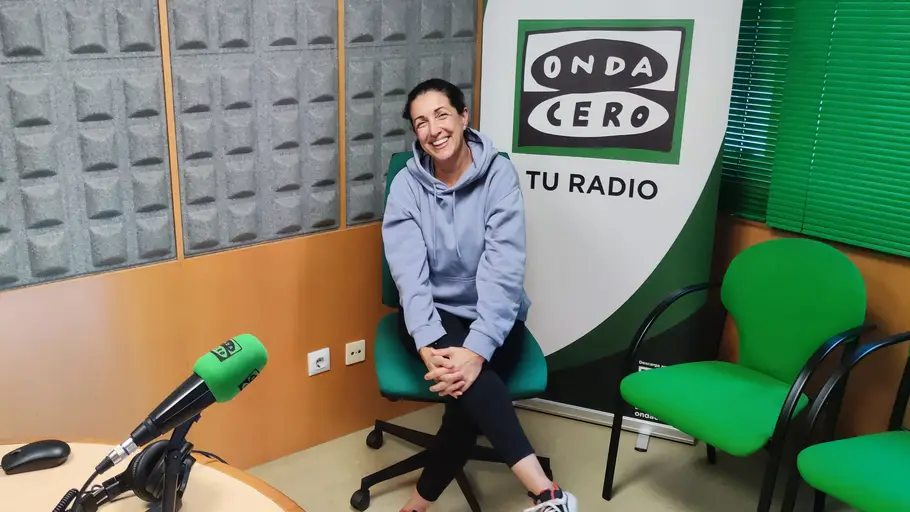 Carmen Quinteiro Viernes de Cuento en Más de Uno Pontevedra