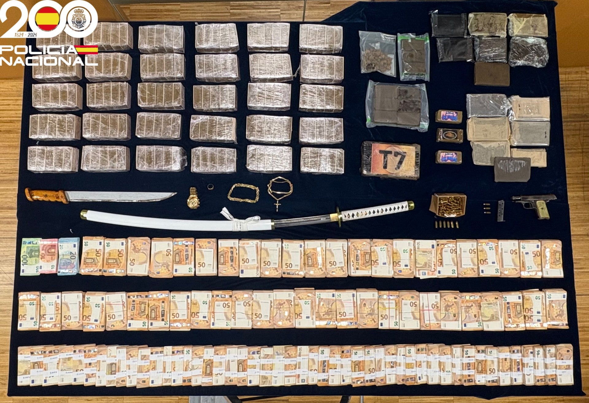 Seis detenidos en una operación contra el narcotráfico en Vigo y Ponteareas Seis detenidos en una operación contra el narcotráfico en Vigo y Ponteareas