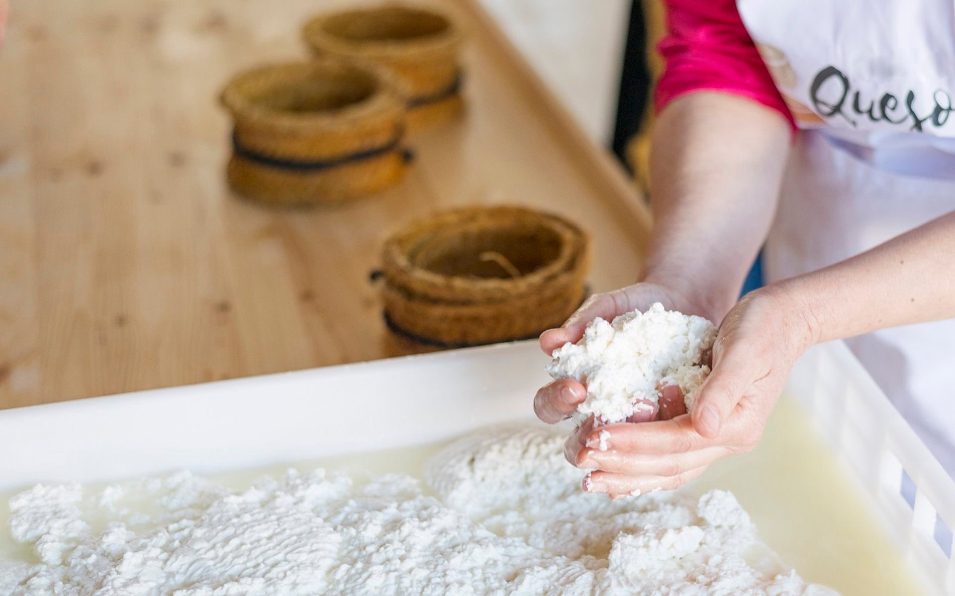 Extremadura promociona sus experiencias gastronómicas en la Feria Europea del Queso de Casar de Cáceres Extremadura promociona sus experiencias gastronómicas en la Feria Europea del Queso de Casar de Cáceres