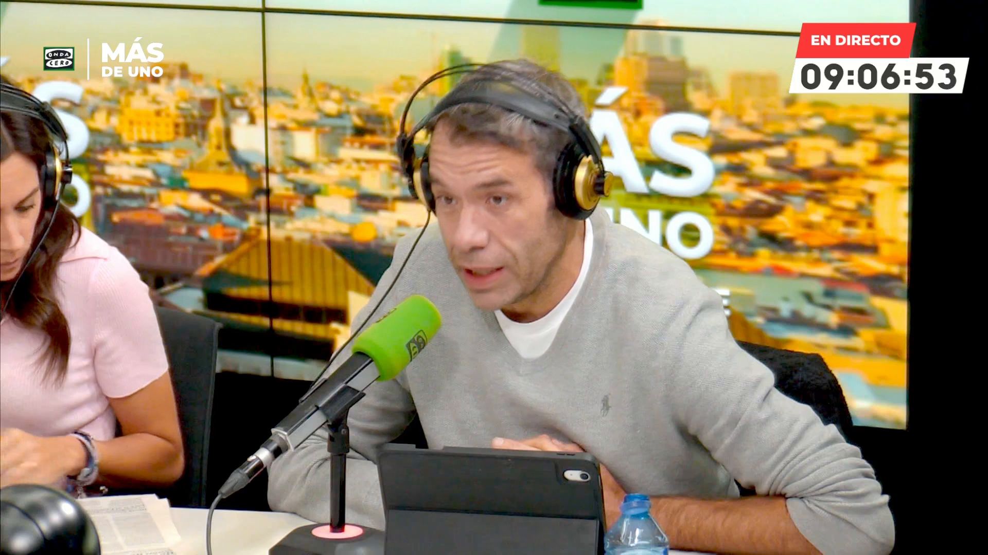 Rubén Amón: "Seguimos preguntándonos por qué el PSOE no denuncia a Leire" Rubén Amón: "Seguimos preguntándonos por qué el PSOE no denuncia a Leire"