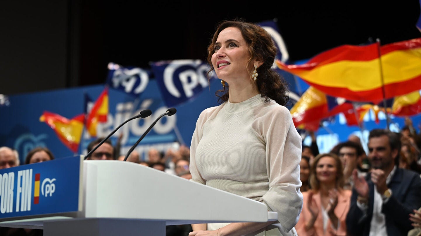 La presidenta de la Comunidad de Madrid, Isabel D&iacute;az Ayuso, en un acto de precampa&ntilde;a en Ifema