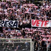 Protesta de los aficionados del Rayo contra Raúl Martín Presa Protesta de los aficionados del Rayo contra Raúl Martín Presa