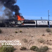 Locomotora de un AVE Madrid-Barcelona-Figueras incendiada a la altura de Ricla. Locomotora de un AVE Madrid-Barcelona-Figueras incendiada a la altura de Ricla.