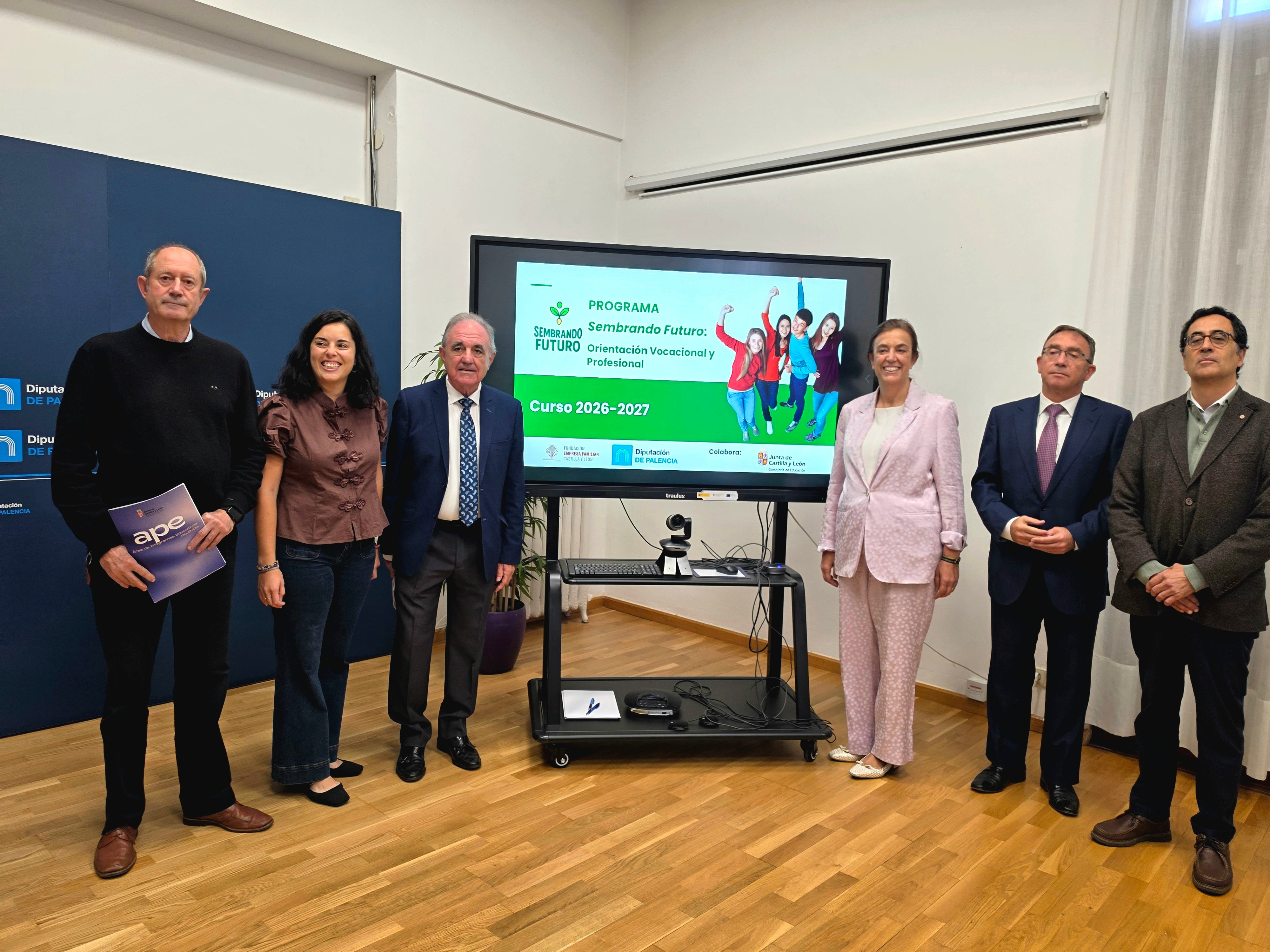 La alianza entre Diputación y Fundación Empresa Familiar permite la formación y arraigo al territorio de los jóvenes mediante el proyecto “Sembrando Futuro” La alianza entre Diputación y Fundación Empresa Familiar permite la formación y arraigo al territorio de los jóvenes mediante el proyecto “Sembrando Futuro”