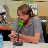 Juan Soto Ivars en el estudio de Onda Cero y Sofía Puente en una imagen de archivo