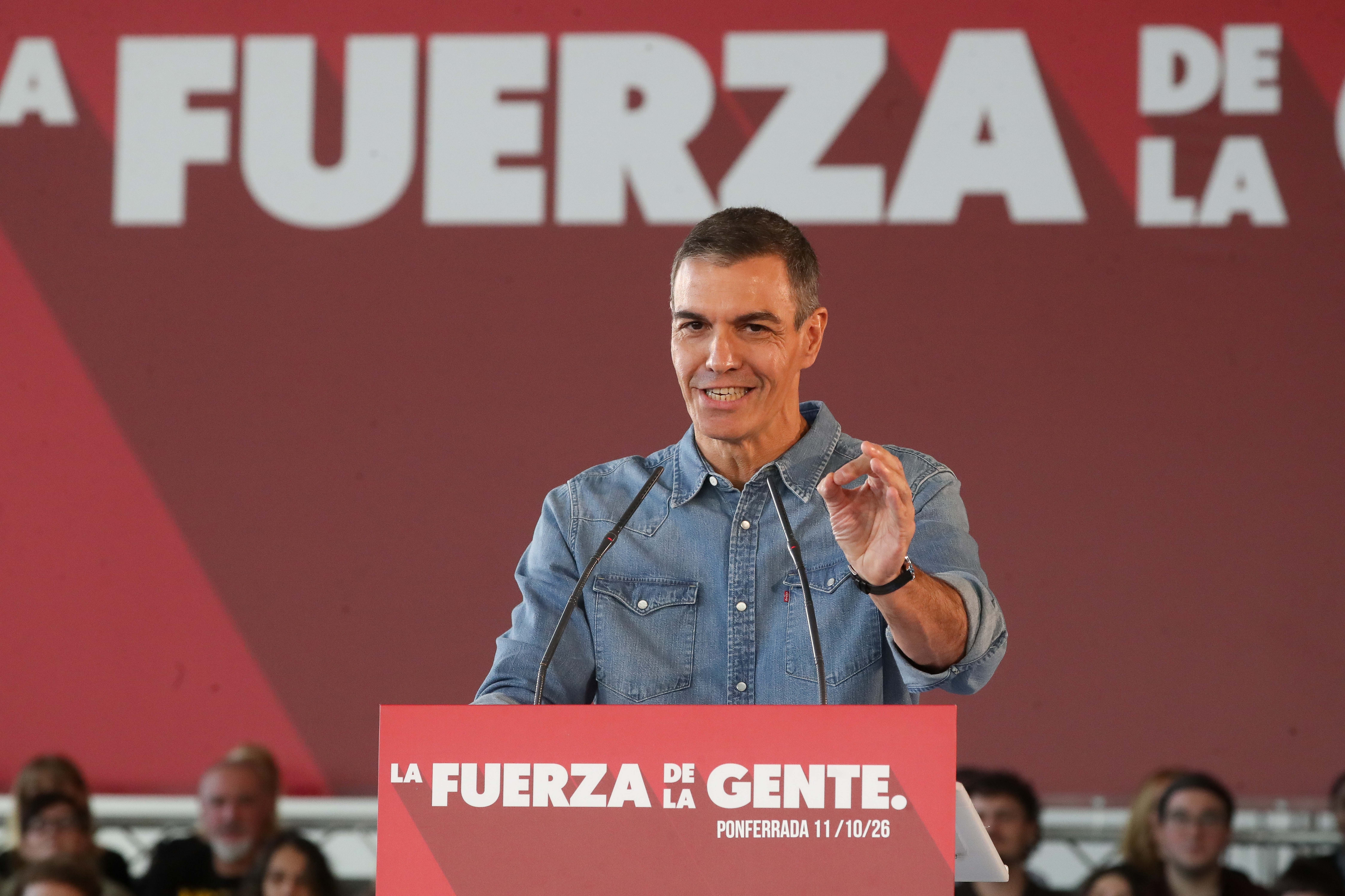 El CIS de Tezanos pronostica una victoria histórica de Sánchez: el PSOE obtendría 12 puntos sobre el PP El CIS de Tezanos pronostica una victoria histórica de Sánchez: el PSOE obtendría 12 puntos sobre el PP