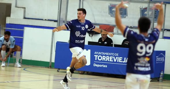El Balonmano Mare Nostrum Torrevieja perdió en casa 23-32 ante el Jeovent BM Leganés El Balonmano Mare Nostrum Torrevieja perdió en casa 23-32 ante el Jeovent BM Leganés
