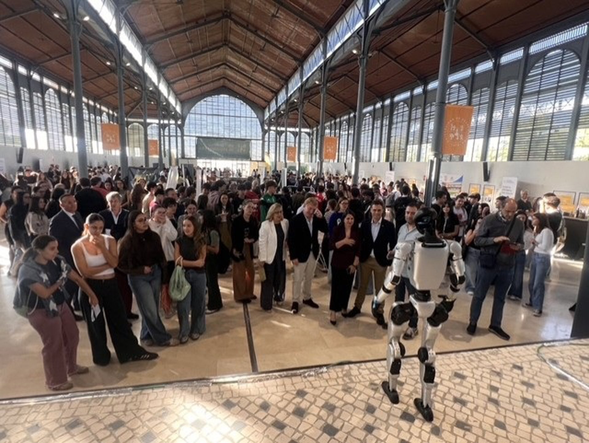 La Feria Educativa de la UEx abre sus puertas para orientar a 4.000 estudiantes extremeños sobre su futuro universitario La Feria Educativa de la UEx abre sus puertas para orientar a 4.000 estudiantes extremeños sobre su futuro universitario