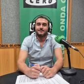 Elies Coll durante la entrevista en Onda Cero Menorca