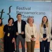 Foto de familia en la presentación del FIT