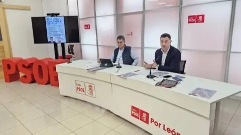 El PSOE de León mantiene a Cendón y a Vidal para Congreso y Senado, cambia a los 'número 2' y descarta a Morán El PSOE de León mantiene a Cendón y a Vidal para Congreso y Senado, cambia a los 'número 2' y descarta a Morán