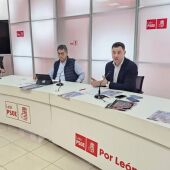 El PSOE de León mantiene a Cendón y a Vidal para Congreso y Senado, cambia a los 'número 2' y descarta a Morán