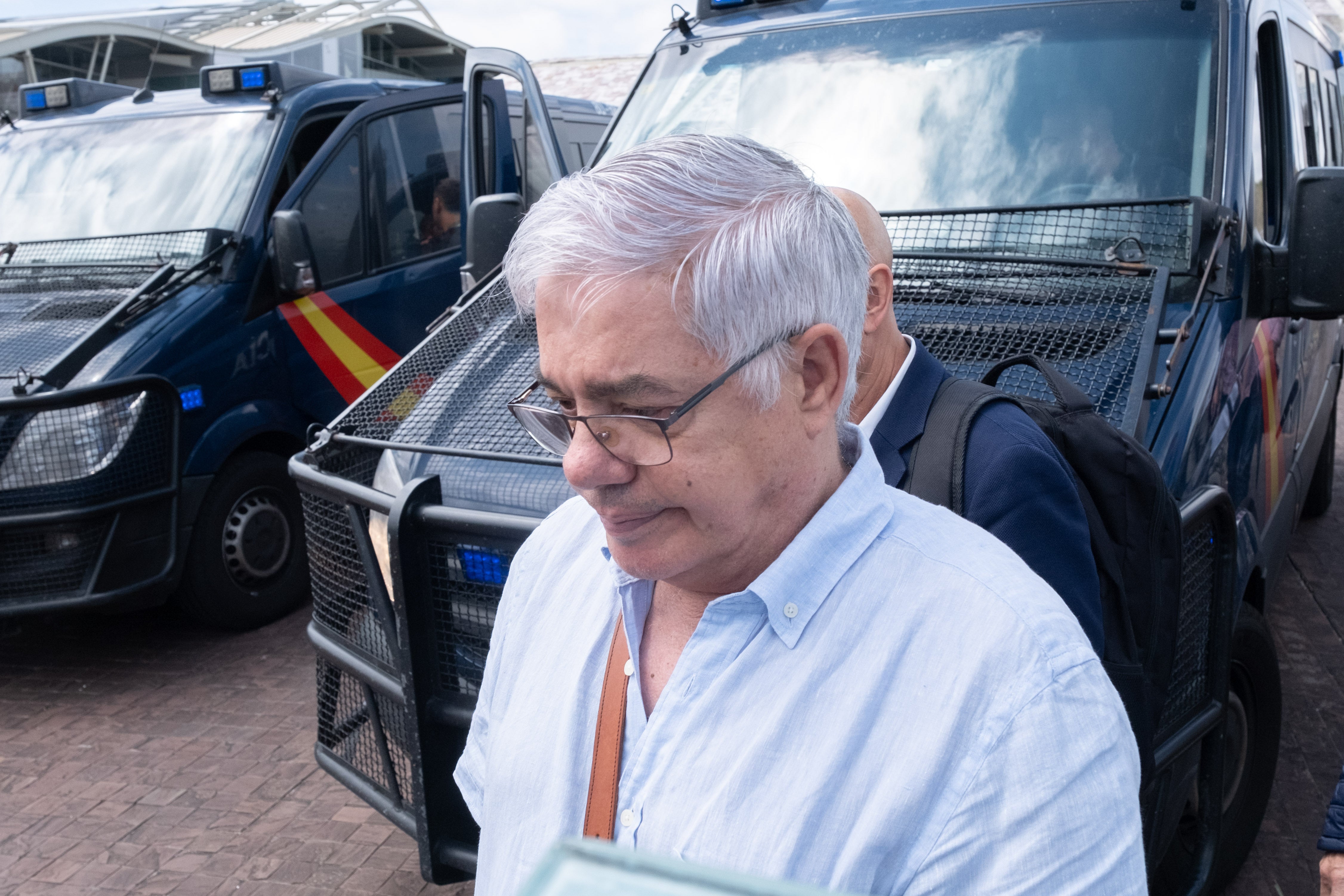 Suspendida la entrada en prisión del maquinista del Alvia siniestrado en Angrois mientras se tramita el indulto Suspendida la entrada en prisión del maquinista del Alvia siniestrado en Angrois mientras se tramita el indulto