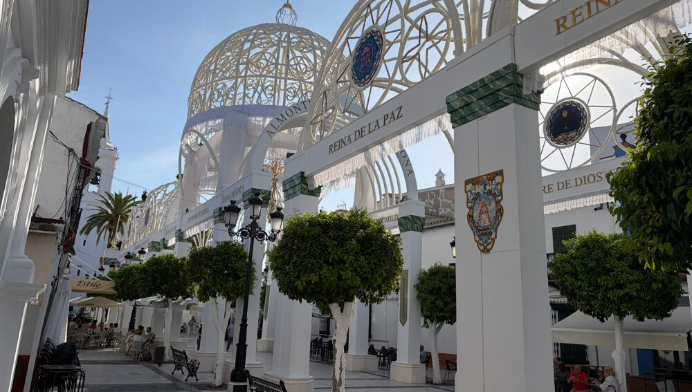 Catedral efímera de Almonte.