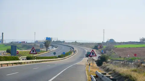 Reabierto el carril de la A-7 en Sorbas tras el vuelco de un camión Reabierto el carril de la A-7 en Sorbas tras el vuelco de un camión