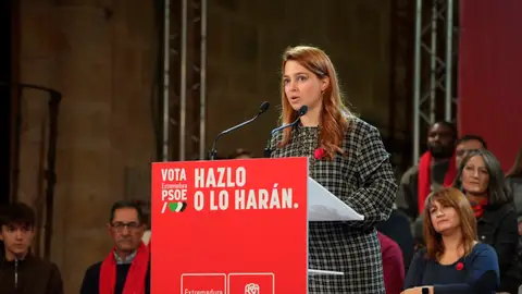 Yolanda García Seco e Irene Pozas encabezarán el 29N las listas del PSOE al Congreso por Badajoz y Cáceres, respectivamente Yolanda García Seco e Irene Pozas encabezarán el 29N las listas del PSOE al Congreso por Badajoz y Cáceres, respectivamente