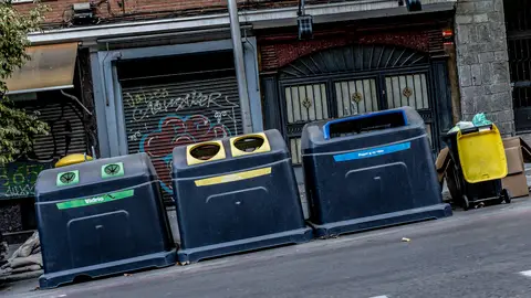 Contenedores de basura en Madrid Contenedores de basura en Madrid