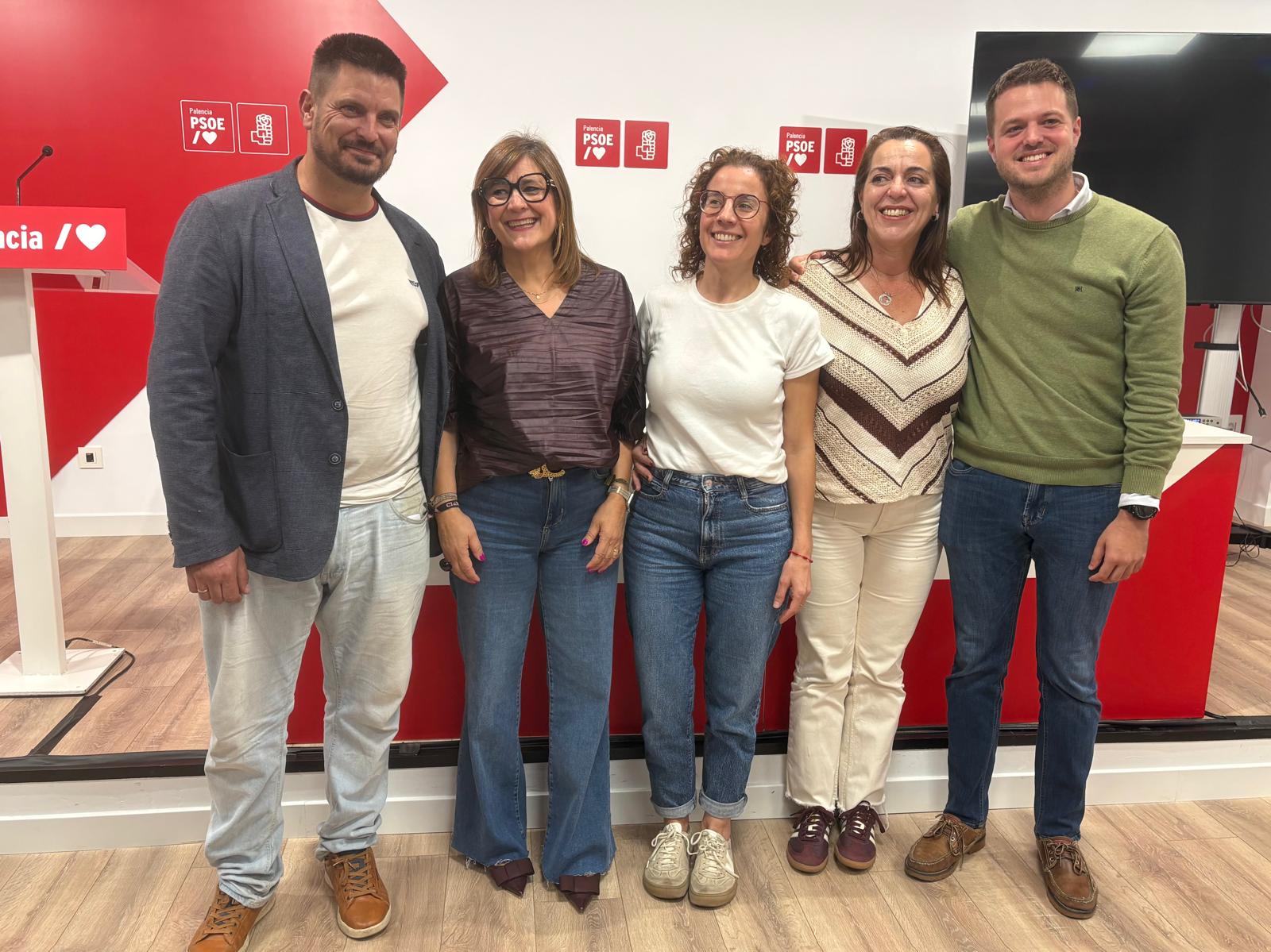 El PSOE de Palencia elige a Álvaro Bilbao y Rosa Aldea para liderar las listas al Congreso y el Senado por nuestra provincia El PSOE de Palencia elige a Álvaro Bilbao y Rosa Aldea para liderar las listas al Congreso y el Senado por nuestra provincia