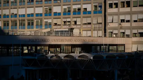 Imagen del Hospital Gemelli donde está ingresado el papa León XIV Imagen del Hospital Gemelli donde está ingresado el papa León XIV