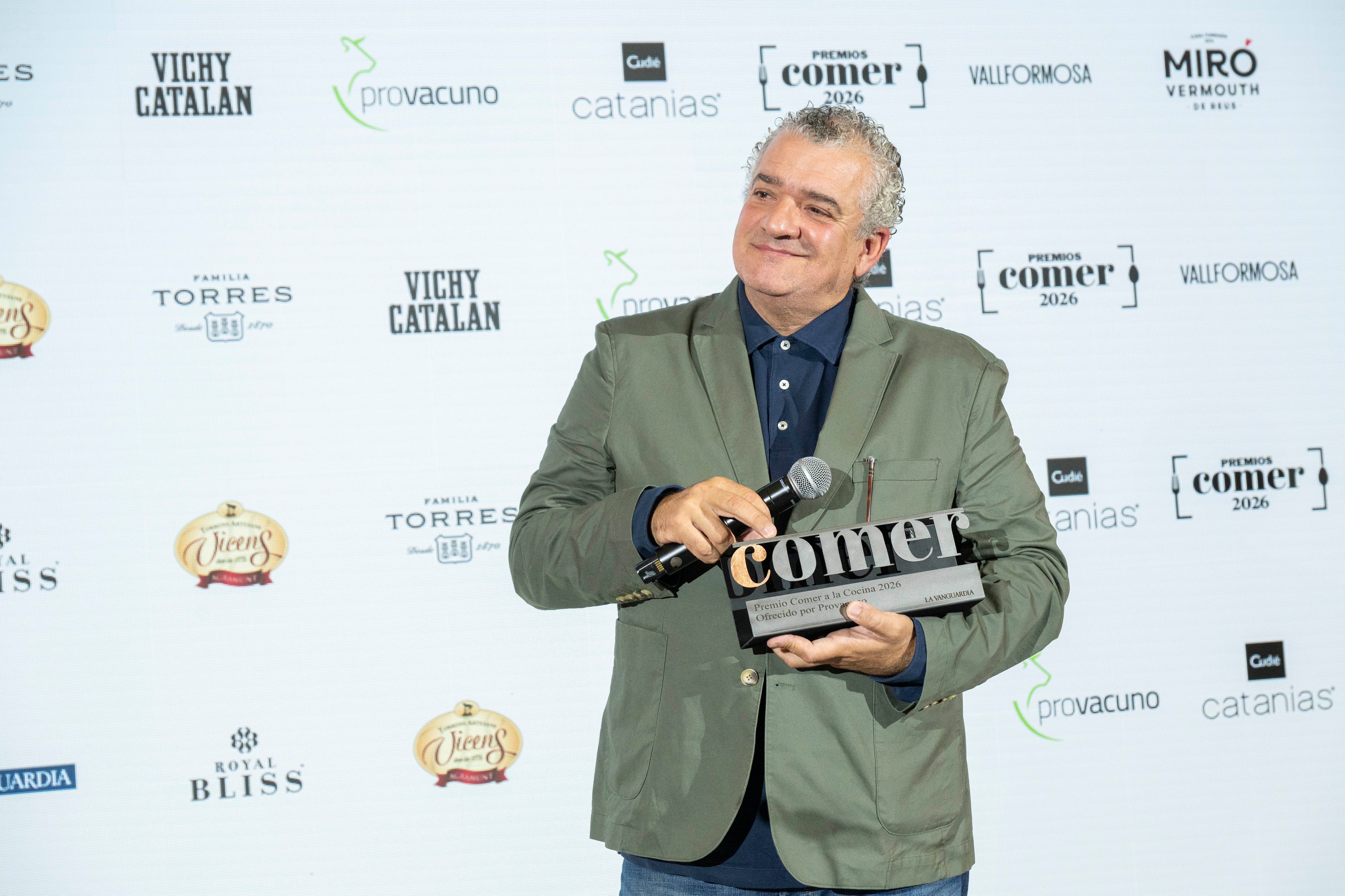 Dani Carnero recibe el Premio Comer a la Cocina 2026 en una etapa de nuevos proyectos en Málaga Dani Carnero recibe el Premio Comer a la Cocina 2026 en una etapa de nuevos proyectos en Málaga