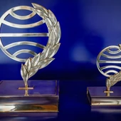 Galardón del Premio Planeta durante la celebración de una rueda de prensa y almuerzo del 75 Premio Planeta de novela Galardón del Premio Planeta durante la celebración de una rueda de prensa y almuerzo del 75 Premio Planeta de novela