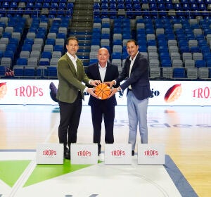 TROPS y Unicaja Baloncesto estrechan lazos para fomentar una alimentaci&oacute;n saludable