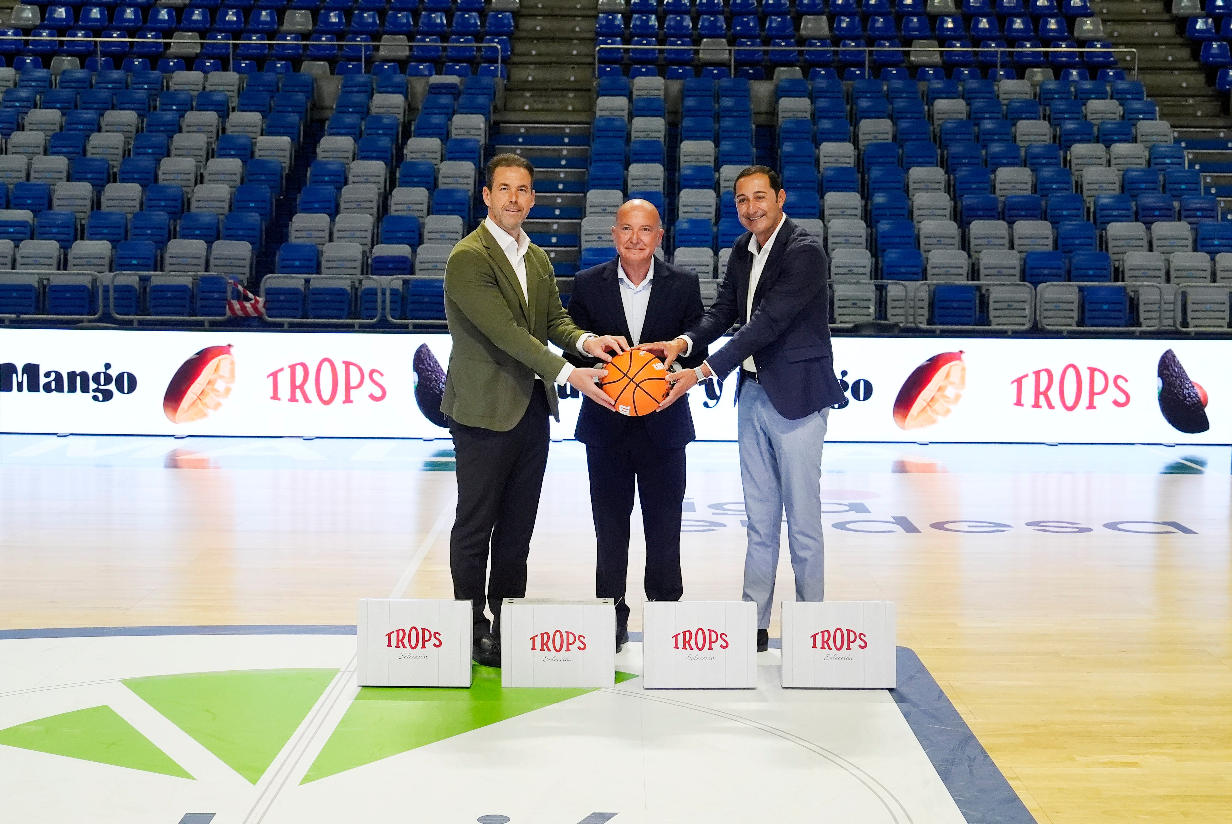 TROPS y Unicaja Baloncesto estrechan lazos para fomentar una alimentación saludable TROPS y Unicaja Baloncesto estrechan lazos para fomentar una alimentación saludable