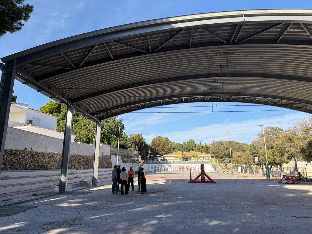 Altea culmina las actuaciones del Plan Edificant con la cubierta parcial de la pista deportiva del CEIP Les Rotes Altea culmina las actuaciones del Plan Edificant con la cubierta parcial de la pista deportiva del CEIP Les Rotes