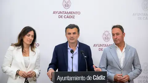 Ana San Juan, Bruno García y José Manuel Cossi Ana San Juan, Bruno García y José Manuel Cossi