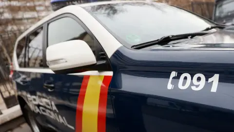 Vehículo de la Policía Nacional. Vehículo de la Policía Nacional.