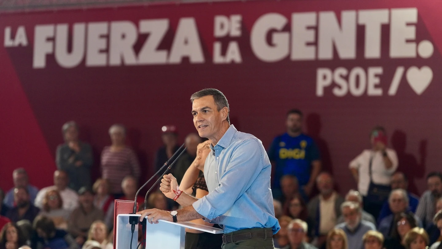El presidente del Gobierno, Pedro Sánchez, durante el acto de precampaña en Valladolid El presidente del Gobierno, Pedro Sánchez, durante el acto de precampaña en Valladolid