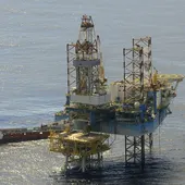 Fotografía de archivo de la plataforma del almacén subterráneo de gas natural del Proyecto Castor, situado a 22 kilómetros de la costa de Vinaròs (Castellón). Fotografía de archivo de la plataforma del almacén subterráneo de gas natural del Proyecto Castor, situado a 22 kilómetros de la costa de Vinaròs (Castellón).
