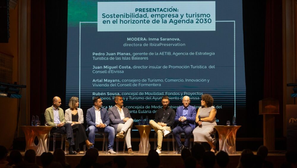 Imagen de archivo de una mesa redonda del Foro Marino de Ibiza y Formentera