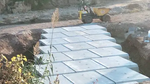 Obras en el paso del peñasco de Montroi Obras en el paso del peñasco de Montroi