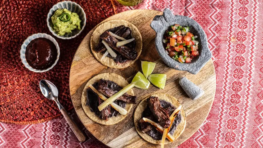 Plato de comida mexicana Plato de comida mexicana