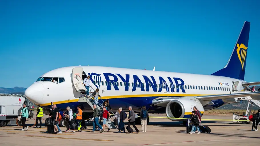 Avión de Ryanair en Castellón Avión de Ryanair en Castellón