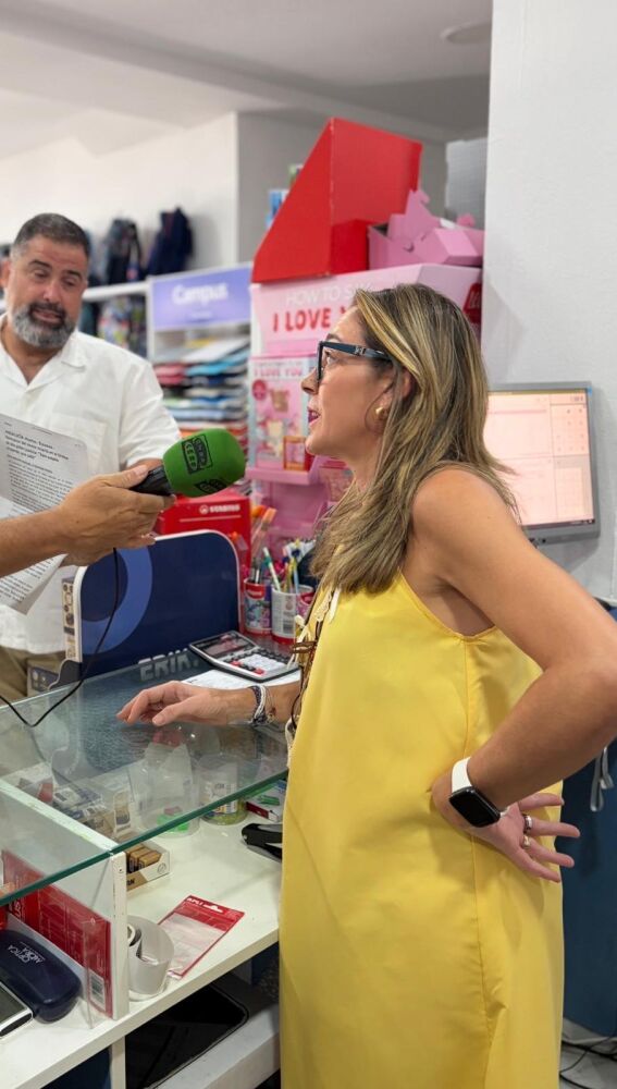 El pequeño comercio de Cartaya también participó en el programa de Onda Cero.