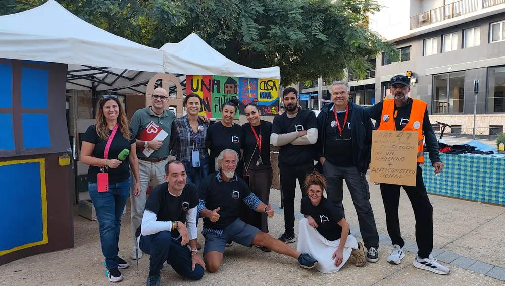 Trabajadores y voluntarios de Cáritas Diocesana de Ibiza Trabajadores y voluntarios de Cáritas Diocesana de Ibiza