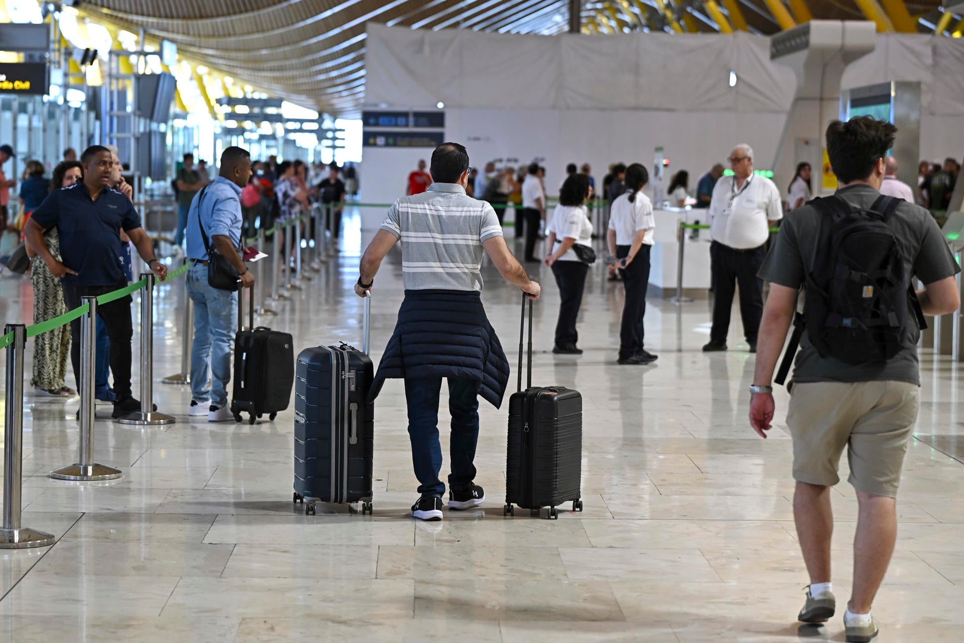 Imagen de archivo de la zona de controles de seguridad del Aeropuerto de Barajas en Madrid Imagen de archivo de la zona de controles de seguridad del Aeropuerto de Barajas en Madrid