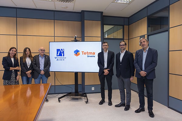 La Universitat Jaume I i Tetma creen una càtedra per a impulsar la innovació en economia circular La Universitat Jaume I i Tetma creen una càtedra per a impulsar la innovació en economia circular